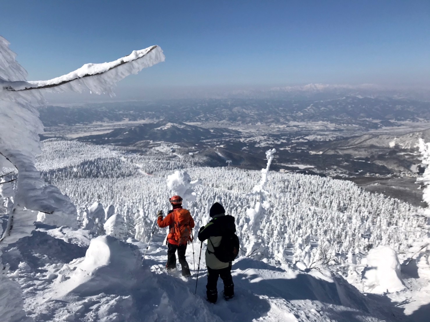 【予約受付中】 蔵王山岳インストラクターがご案内！ 樹氷☆霧氷を楽しみながらのかんじきスノートレッキング