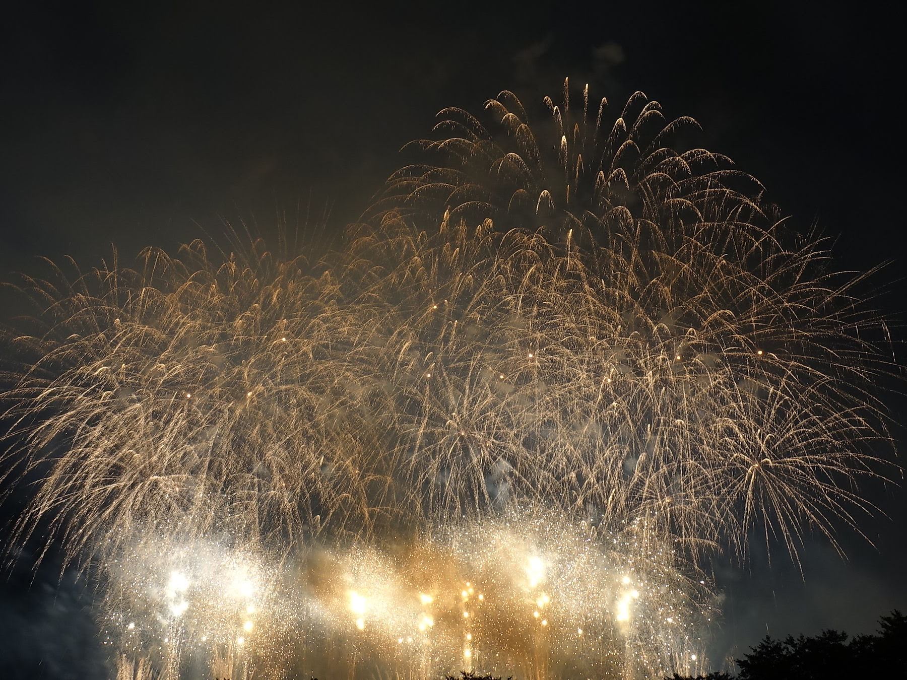 Oishida Festival & Mogami River Fireworks