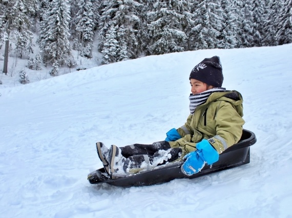 雪で遊ぼう in 風車村