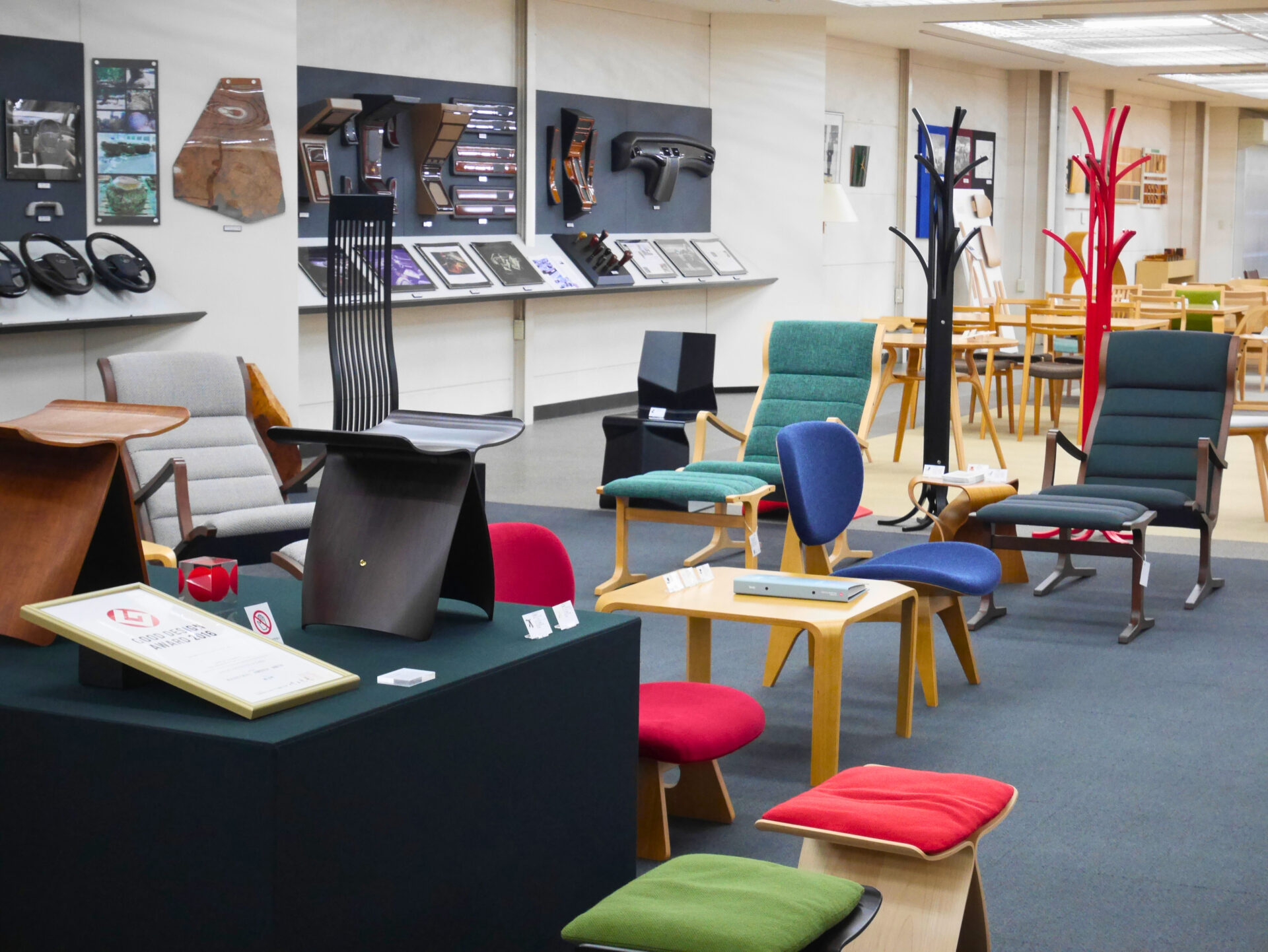 株式会社天童木工 本社・ショールーム＆ストア